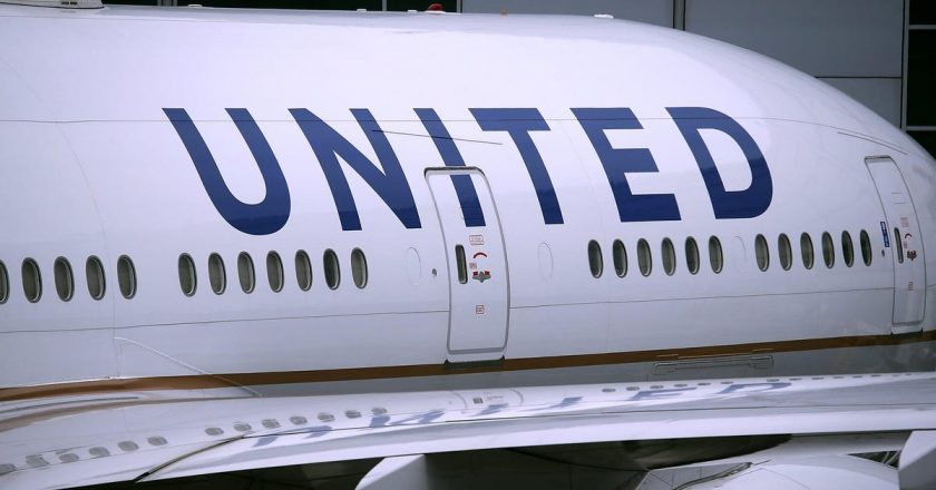 United Airlines Will Let iPhone Users Show Proof of Vaccination in the Apple Health App – Gizmodo