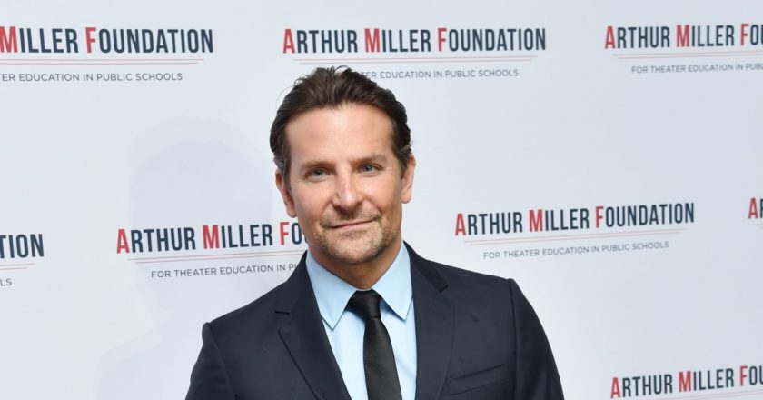 Bradley Cooper says he was held up at knifepoint in NYC, more news – Wonderwall