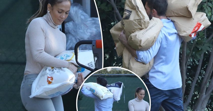 Ben Affleck and Jennifer Lopez host food drive with their kids – Page Six