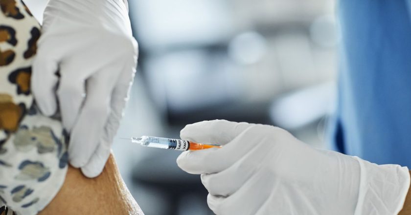 Pfizer, Moderna Covid Vaccines Less Effective for Immunocompromised, Study Shows – Prevention.com