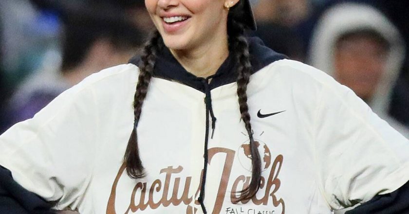 Kendall Jenner Is the MVP of Travis Scotts Cactus Jack Softball Game – E! NEWS