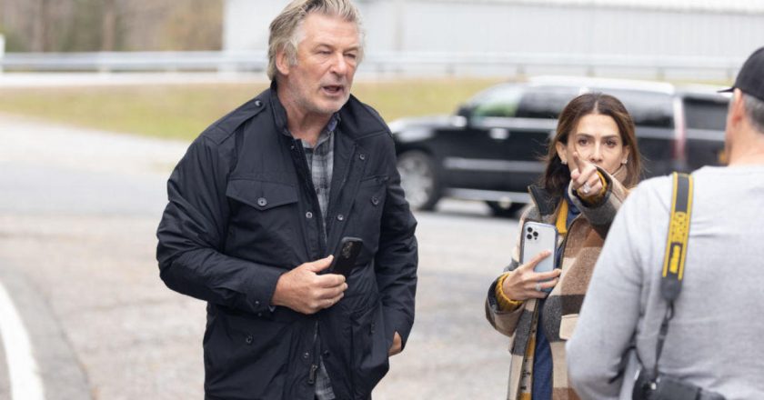 Alec Baldwin says he “didnt pull the trigger” in fatal “Rust” movie set shooting – CBS News