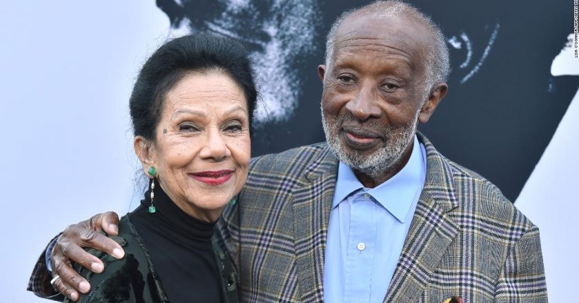 Jacqueline Avant, wife of music exec Clarence Avant, shot and killed in home robbery – CNN