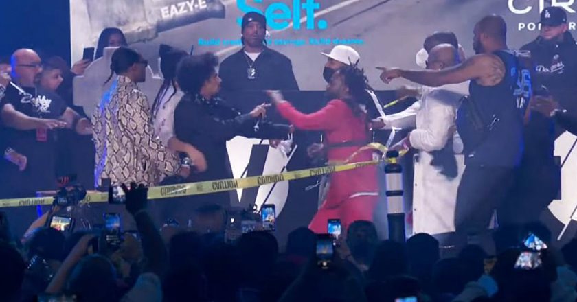 Fight Breaks Out During Three 6 Mafia and Bone Thugs-N-Harmony Verzuz – Watch – XXLMAG.COM