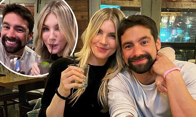 Amanda Kloots says theres an immediate ease with Bachelorette alum Michael Allio – Daily Mail