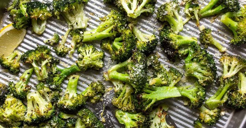 Garlic Parmesan Roasted Broccoli