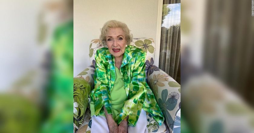 Betty Whites assistant shares one of her final photos – CNN