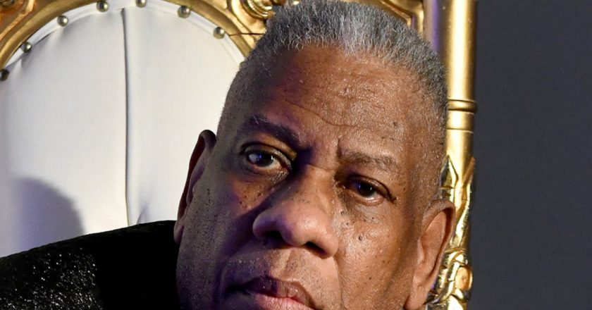 Vogue Legend Andre Leon Talley Dead at 73 – TMZ