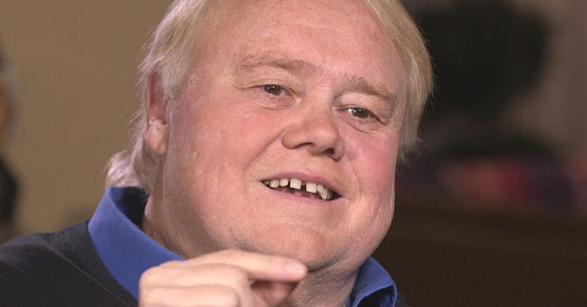 Louie Anderson, Emmy-winning comedian, has died at 68 – CBS News