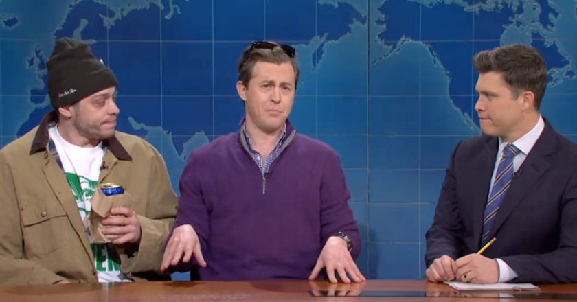 Colin Jost and Pete Davidson Addressed the Boat Thing on Weekend Update – Vulture