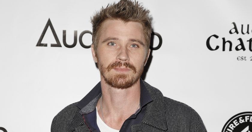 Garret Hedlund arrested for public intoxication following Emma Roberts split: report – Fox News