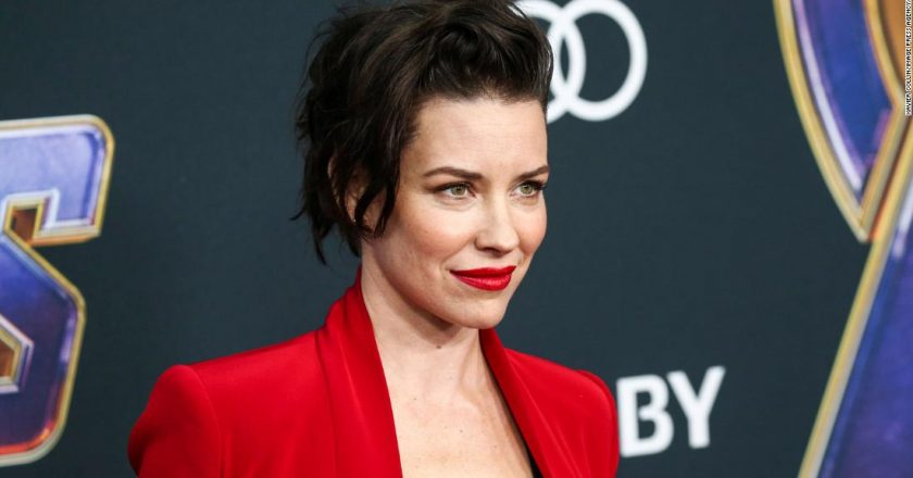 Evangeline Lilly says she attended the anti-vaccine mandate rally where Robert F. Kennedy Jr. spoke – CNN