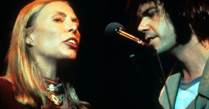 Joni Mitchell removing her music from Spotify: I stand with Neil Young – New York Post