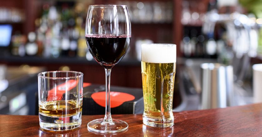 Alcohol consumption can directly cause cancer, study says – Fox News