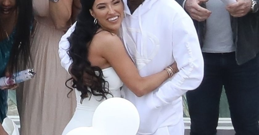 Nick Cannon Hosts Baby Shower For Pregnant Brie Tiesi – E! NEWS