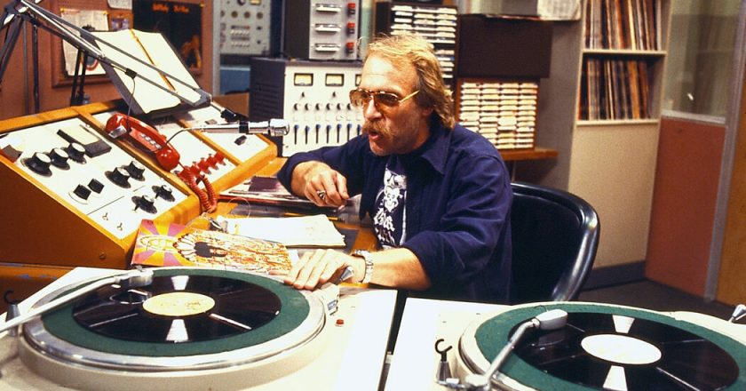 Howard Hesseman, the D.J. Johnny Fever in ‘WKRP in Cincinnati,’ Dies at 81 – The New York Times