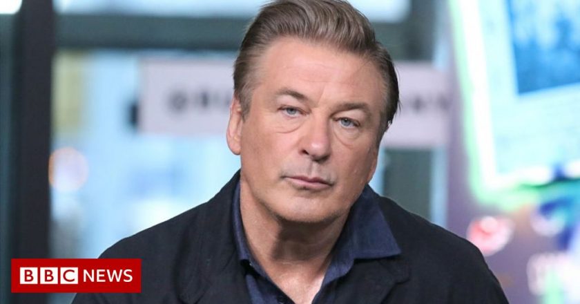 Rust: Alec Baldwin rejects allegations of non-compliance with shooting probe – BBC News