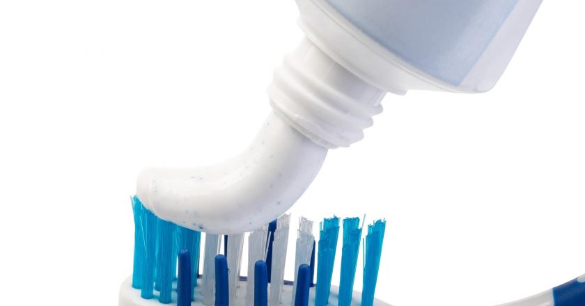 Scientists Warn That Triclosan – Found in Toothpaste and Toys – Triggers Harm to the Gut – SciTechDaily