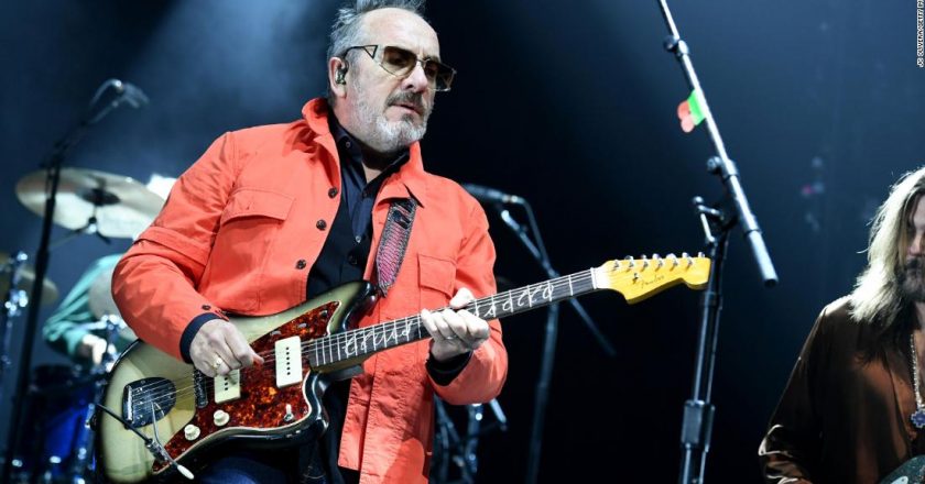 Elvis Costello says he will no longer perform Olivers Army, which contains a racial slur – CNN