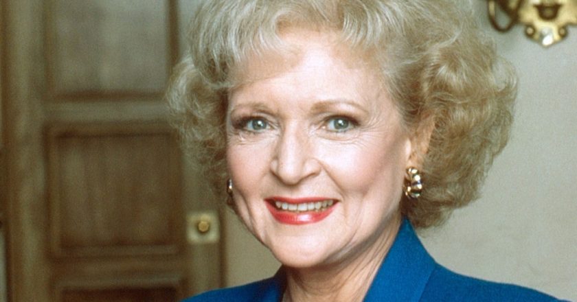 Ryan Reynolds, Ellen DeGeneres, Henry Winkler and More Remember Betty White: “She Lived the Best Life Ever” – Hollywood Reporter