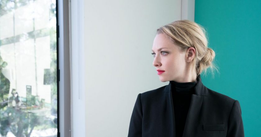 The Dropout on Hulu makes an unconvincing case for Elizabeth Holmes humanity – The Verge