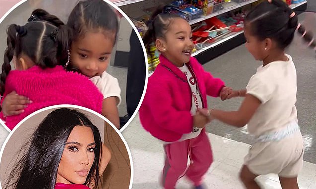 Kim Kardashian and youngest daughter Chicago bump into niece True Thompson at Target – Daily Mail