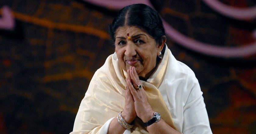 Lata Mangeshkar, Bollywood’s Most Beloved Voice, Dies at 92 – The New York Times