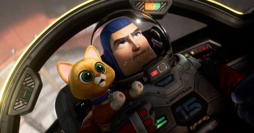 Lightyear’s new trailer introduces Buzz’s crew and a creepy cat – The Verge