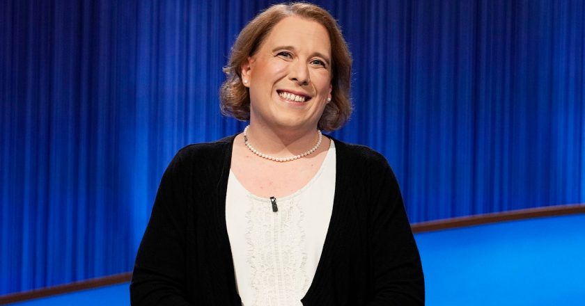 Jeopardy champ Amy Schneider quits day job, says shes excited for the new challenge – USA TODAY