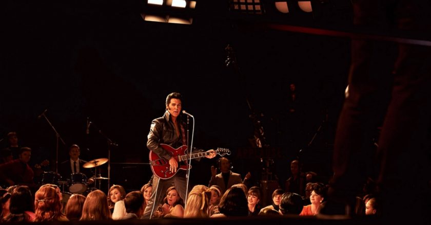 ‘Elvis’ Trailer: Yes, That Is Austin Butler Singing in Baz Luhrmann’s Biopic About the King of Rock and Roll – Hollywood Reporter