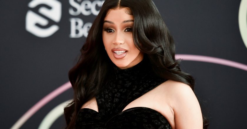 Cardi B Beats Libel Claim From NY Beachgoers Sporting MAGA Hat, Trump Flag – Rolling Stone