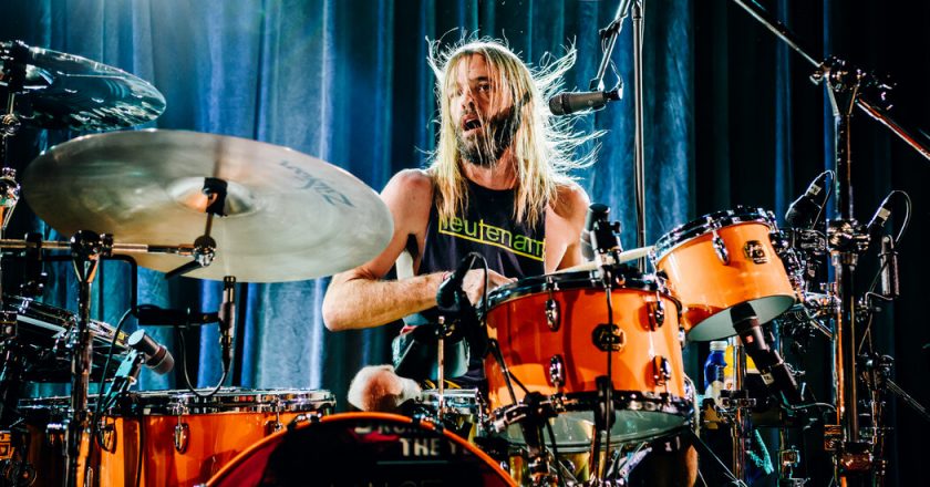 Taylor Hawkins, Foo Fighters’ Drummer, Dies at 50 – The New York Times