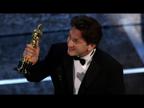 Oscars Ceremony Gives Brief Nod of Solidarity With Ukraine – Inside Edition