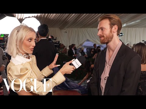 FINNEAS on Having Imposter Syndrome While at the Met Gala | Met Gala 2022 With Emma Chamberlain – Vogue