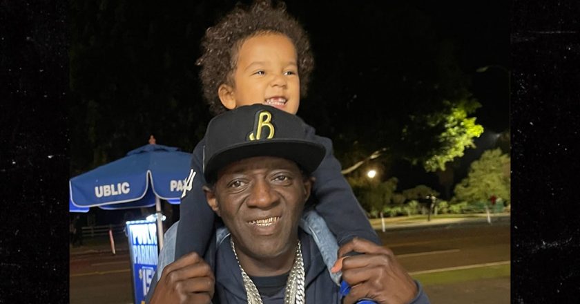 Flavor Flav Has 3-Year-Old Son, Will Take Rappers Last Name – TMZ