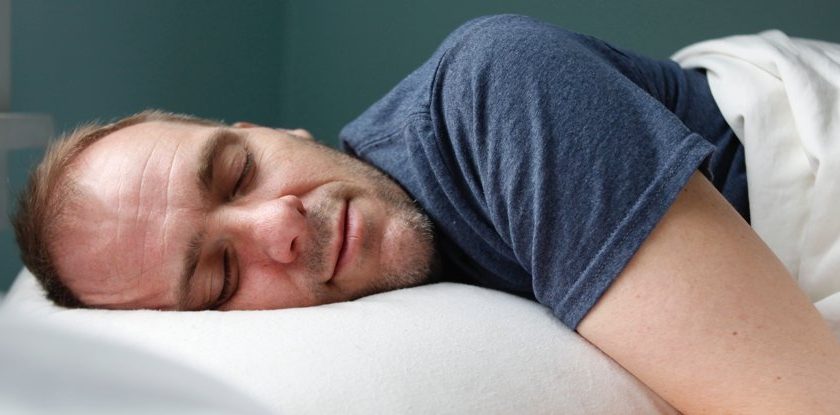 Huge Study Identifies The Optimal Amount of Sleep From Middle Age Onwards – ScienceAlert