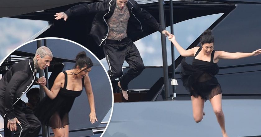 Kourtney Kardashian, Travis Barker jump off yacht together after lavish wedding – Page Six