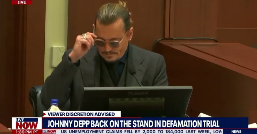 Read that again: Johnny Depp mocks Amber Heards lawyer, court gallery laughs | LiveNOW from FOX – LiveNOW from FOX