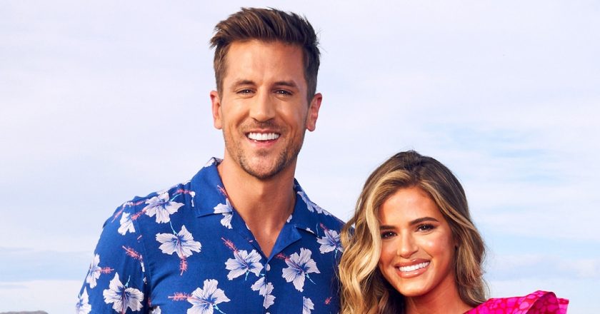 The Bachelorettes JoJo Fletcher Marries Jordan Rodgers – E! NEWS