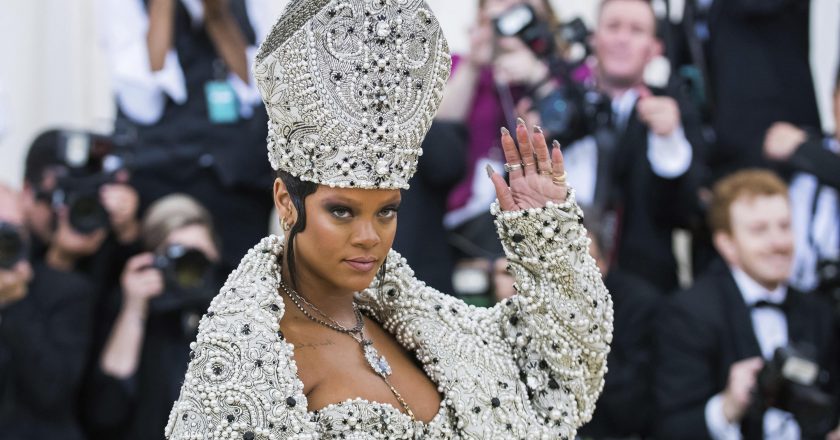 Met Gala 2022: Live updates from the red carpet – The Associated Press